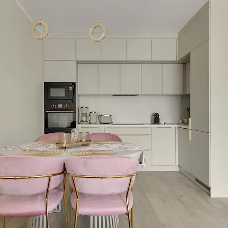 Faro - Close To The And Park & Parking By Downtown Appartement Gdańsk